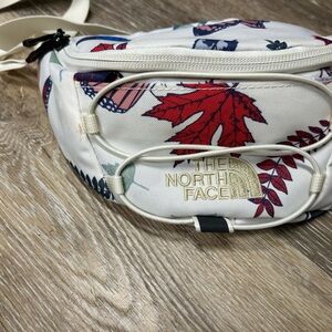 The North Face Jester Lumbar Pack White Floral Belt Bag Butterflies Hikingcore